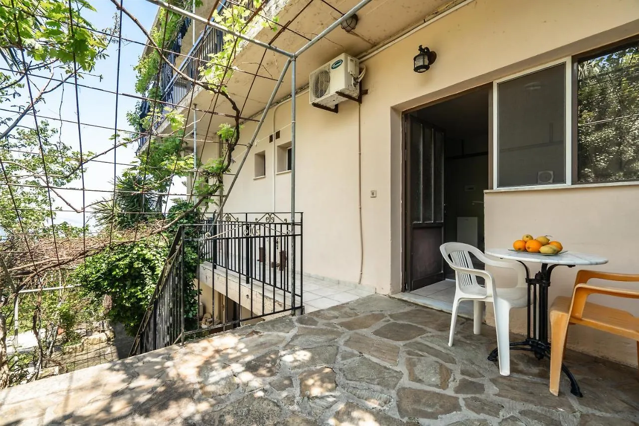 Vangelis Studio 2 Angon Guest house